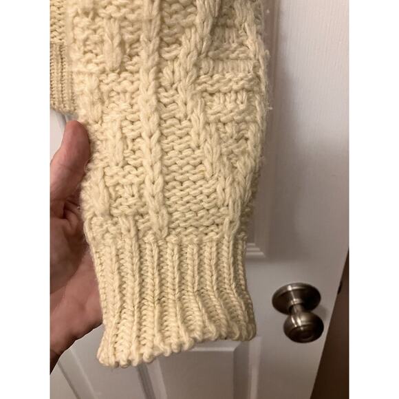 Vtg Pendleton Sweater Mens Medium Beige Ivory Virgin Wool Fisherman Cable Knit - Picture 3 of 6